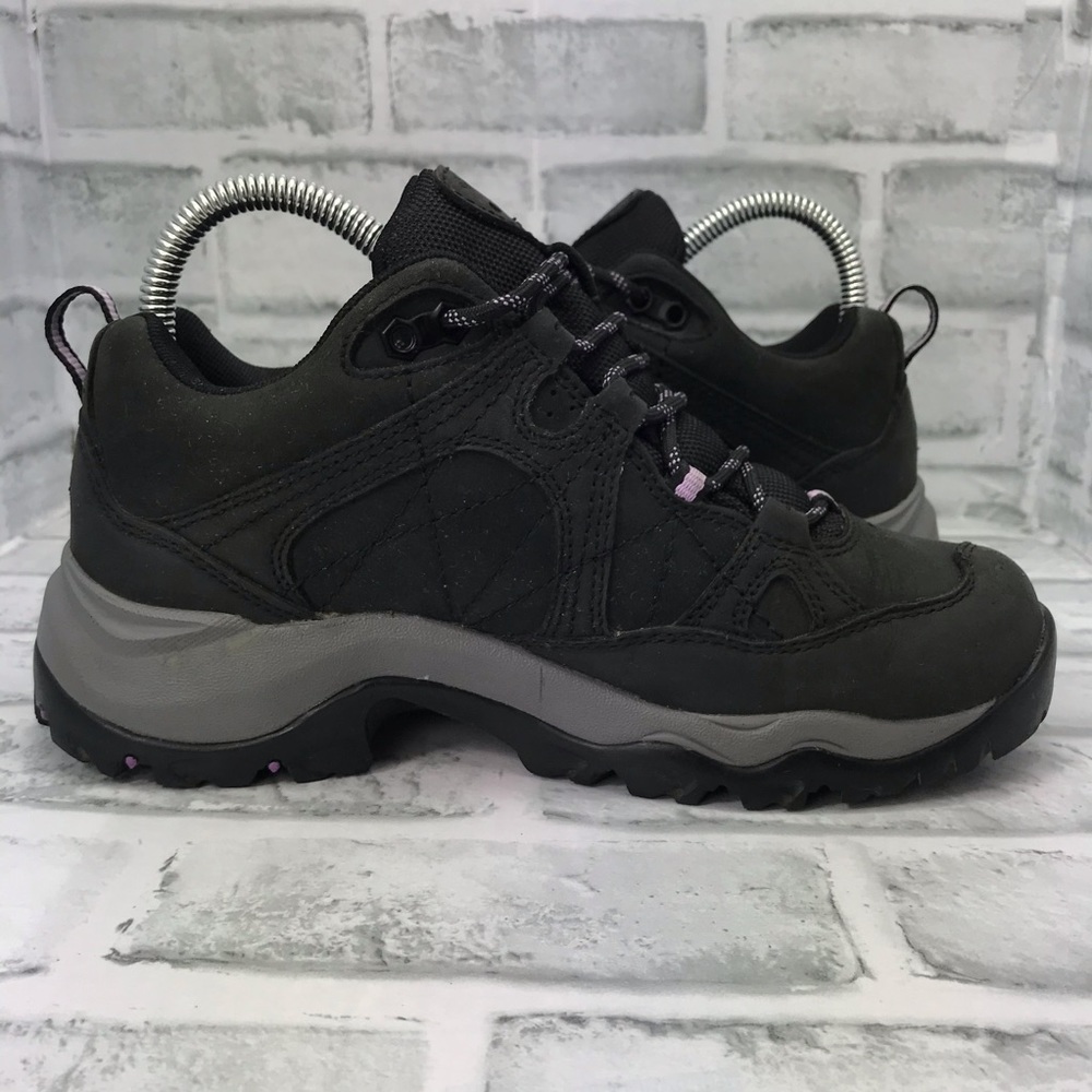 Columbia Omni-Tech Vibram Leather Hiking Boot - Picture 6 of 11